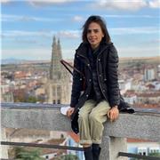 Actual estudiante de Relaciones Laborales y Recursos Humanos busca alumnos a los que dar clases de matemáticas u otras materias